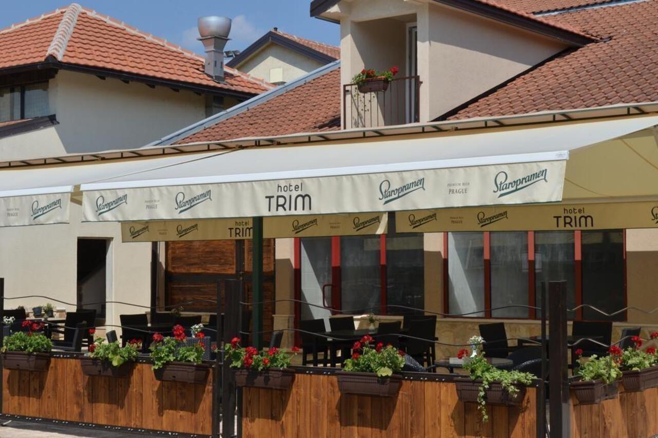 Hotel Trim Niksic ภายนอก รูปภาพ