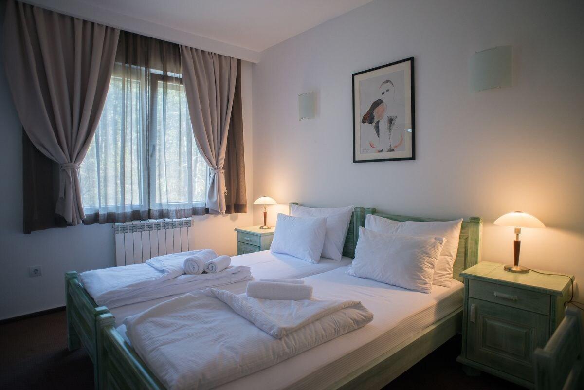 Hotel Trim Niksic ภายนอก รูปภาพ