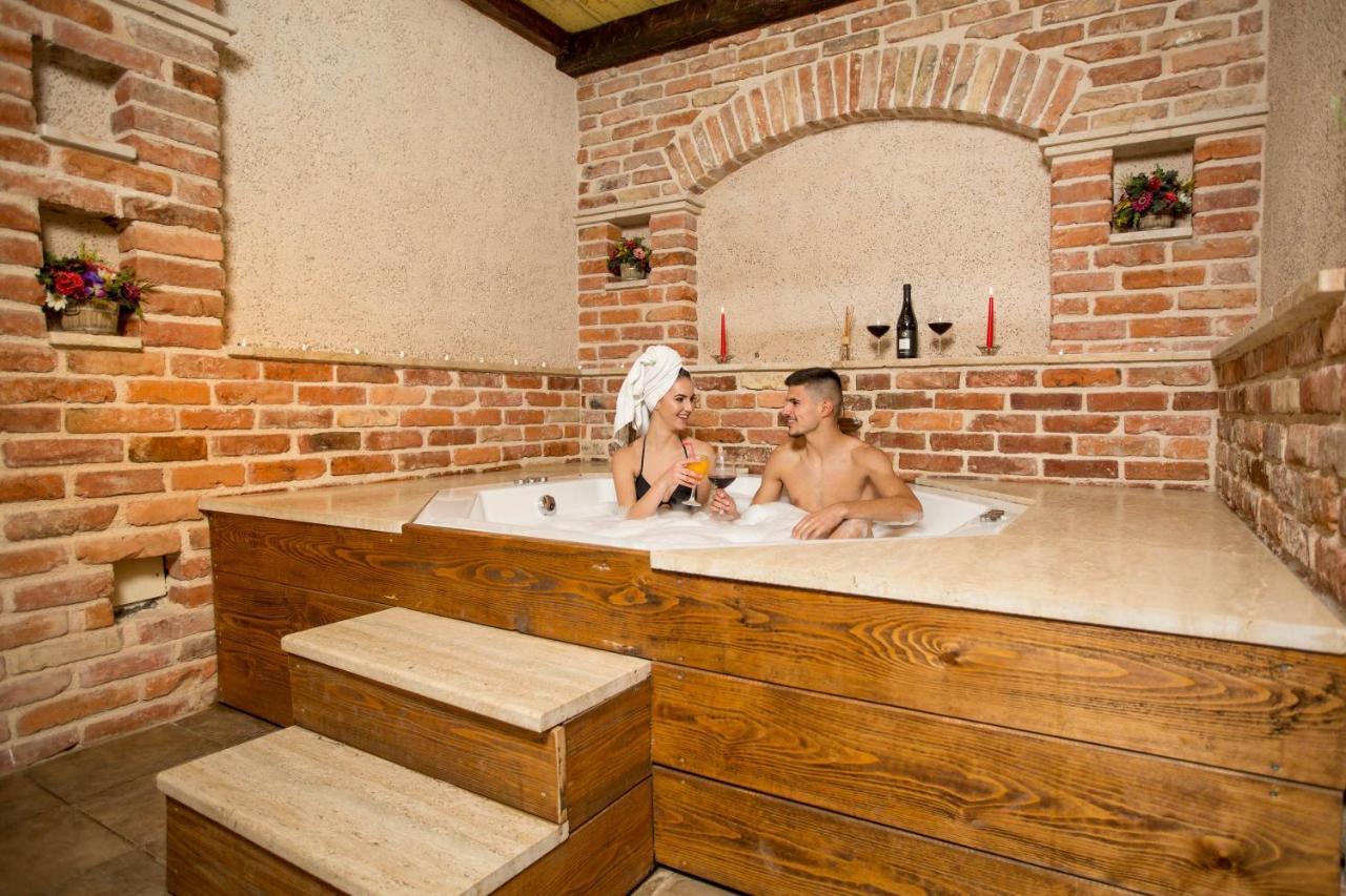 Hotel Trim Niksic ภายนอก รูปภาพ