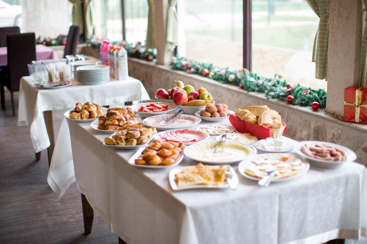 Hotel Trim Niksic ภายนอก รูปภาพ